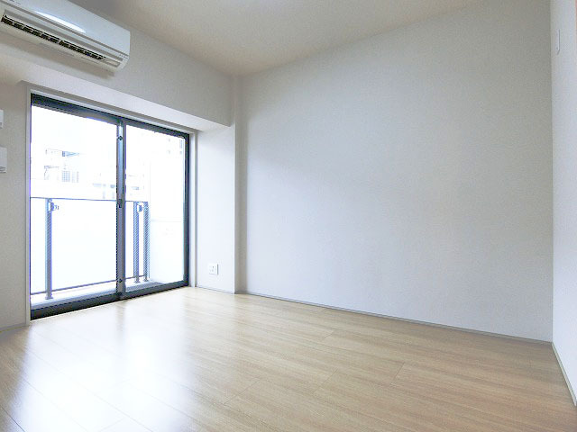 居室・リビング　内観1