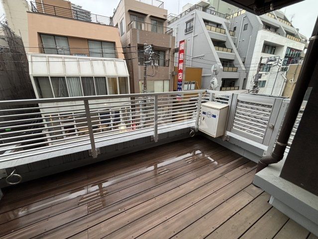 バルコニー