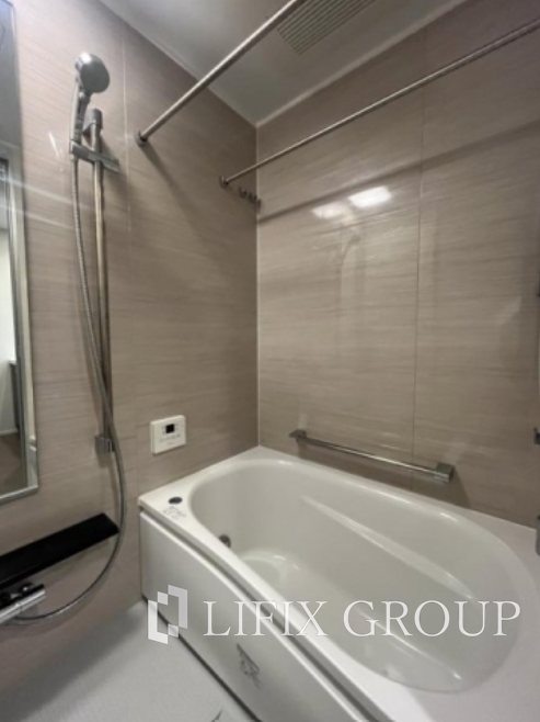 バス・シャワールーム　風呂