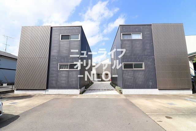 建物外観　スタイリッシュモダンな空間がワンランク上の暮らしを叶えます