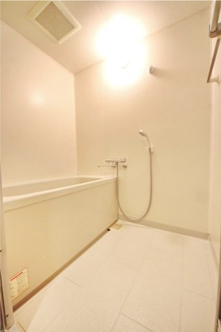 バス・シャワールーム　別部屋参考写真