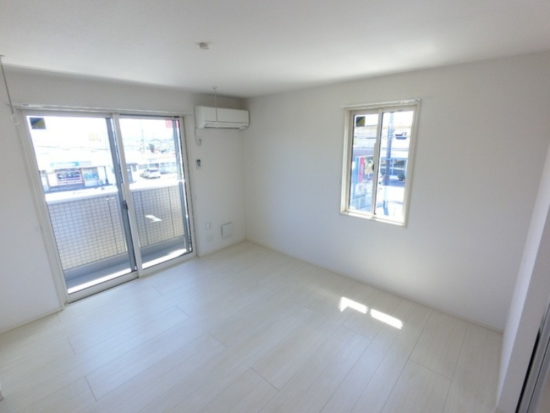 居室・リビング　図面と現状に相違がある場合には現状を優先