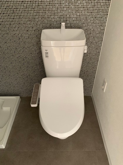 トイレ　※別号室のお写真です