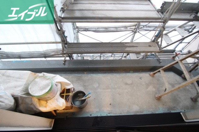 バルコニー　建築中