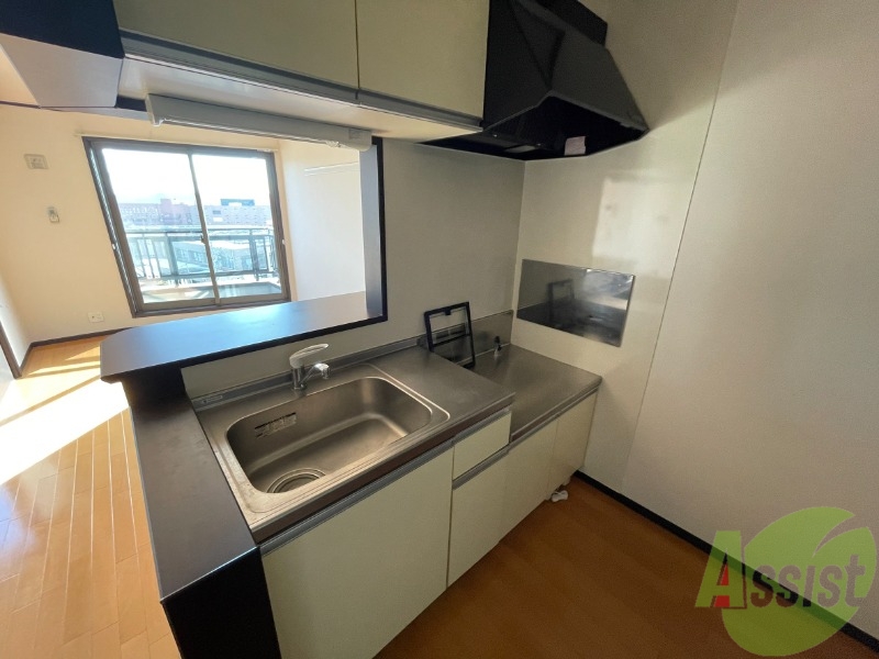 キッチン　キッチンはカウンターキッチンで使いやすいです