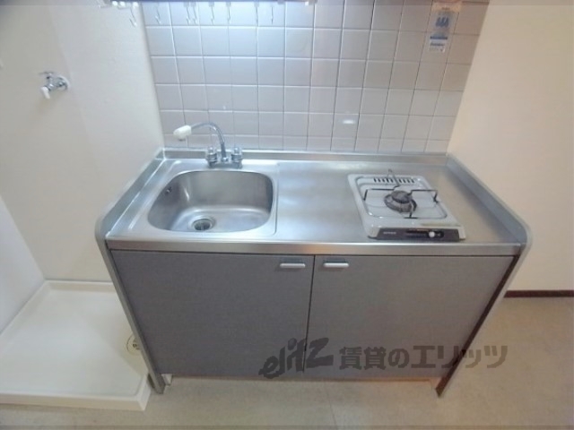 キッチン　キッチンが広いとお料理したくなりますね。