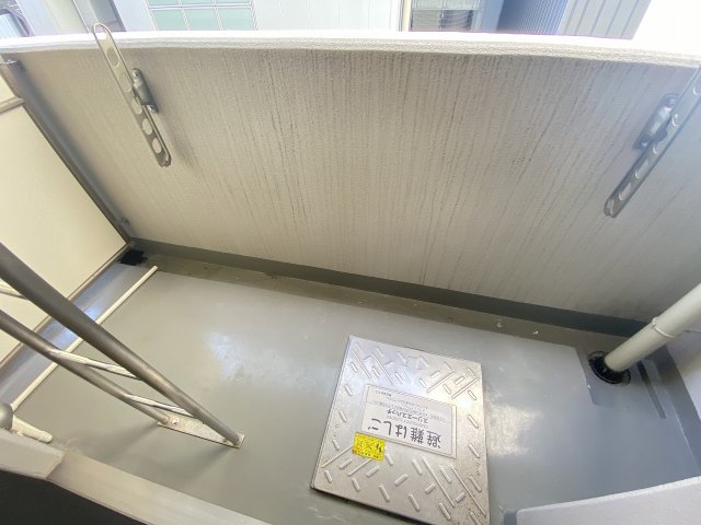 バルコニー　お洗濯にも便利なバルコニー付き