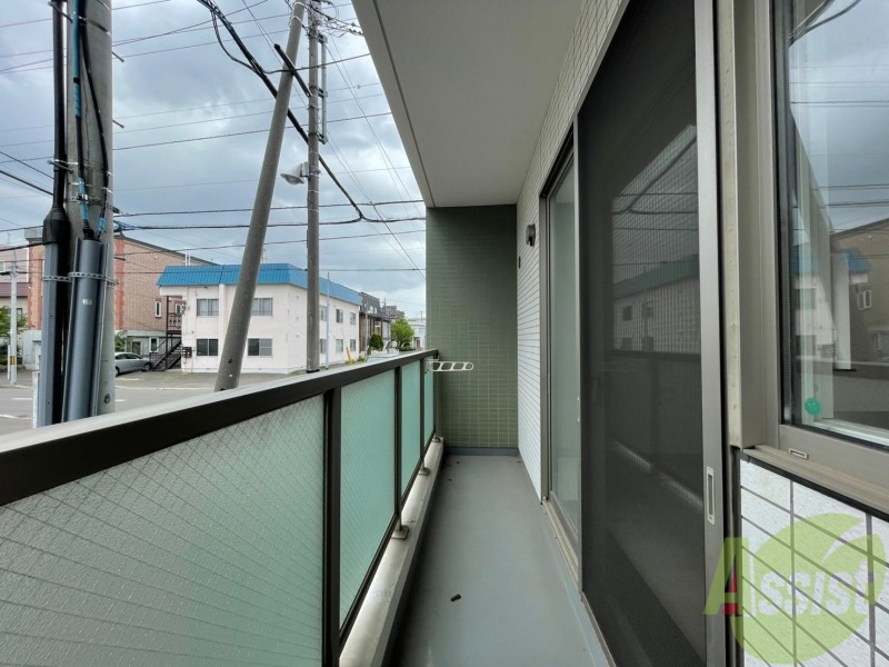 バルコニー　バルコニーが付いていますので一息ついてみてはいかがですか。