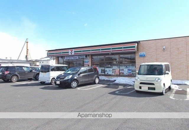 コンビニ　セブンイレブン　古川西館３丁目（コンビニ）まで500m