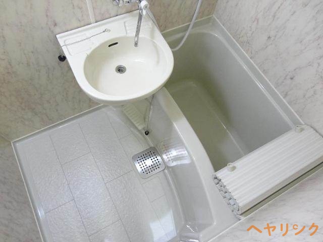 バス・シャワールーム　バス