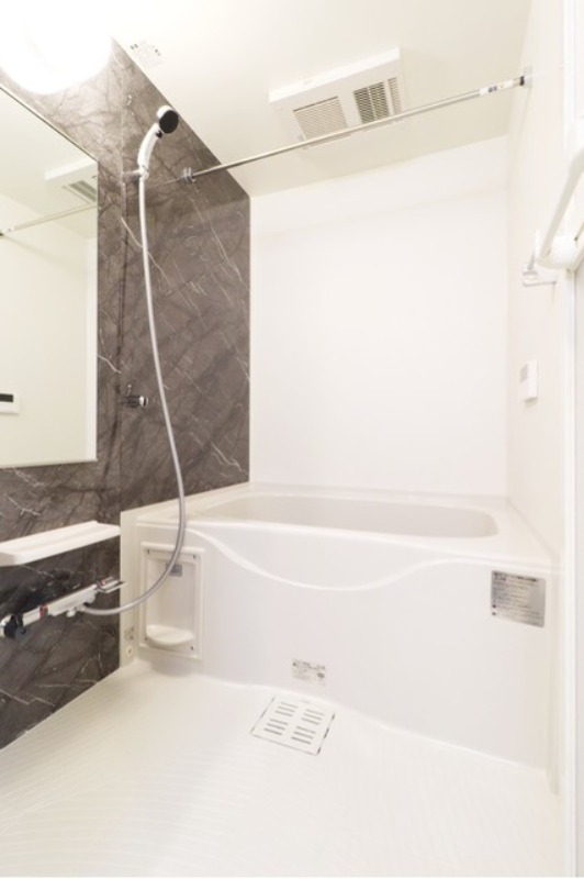 バス・シャワールーム　図面と現状に相違がある場合には現状を優先