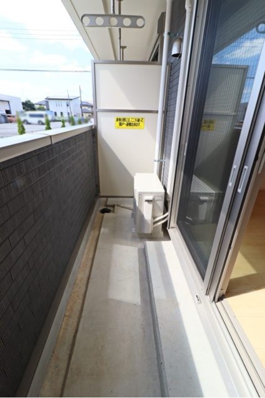 バルコニー　図面と現状に相違がある場合には現状を優先