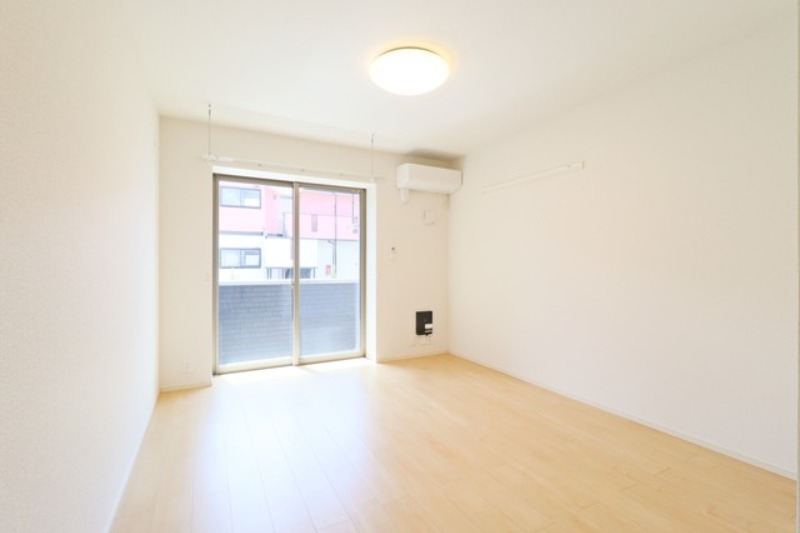 居室・リビング　図面と現状に相違がある場合には現状を優先