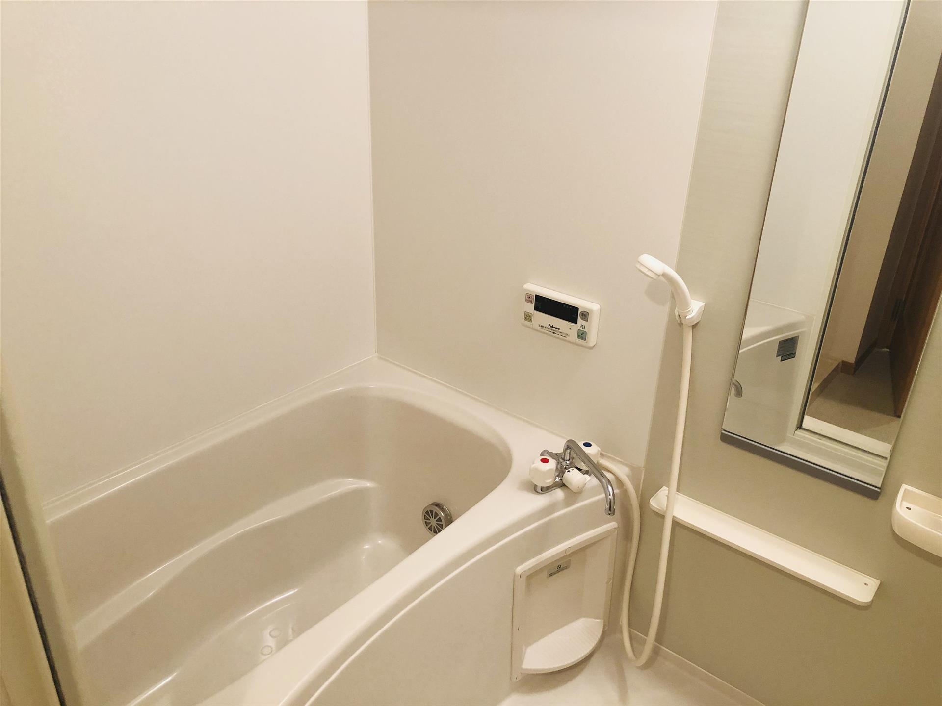 バス・シャワールーム　浴室