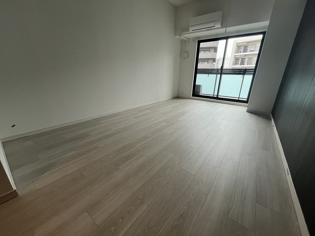 居室・リビング　別号室の写真です