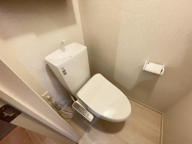 トイレ　同物件別室のイメージ写真を掲載しています