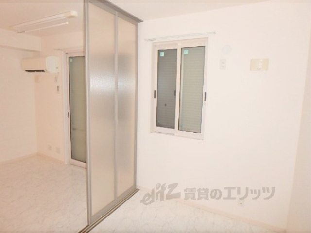 居室・リビング　洋室