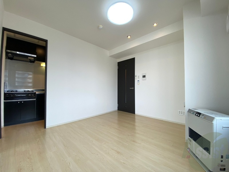 居室・リビング　広くてキレイなお部屋が広がっていて、充実した生活が送れそう。