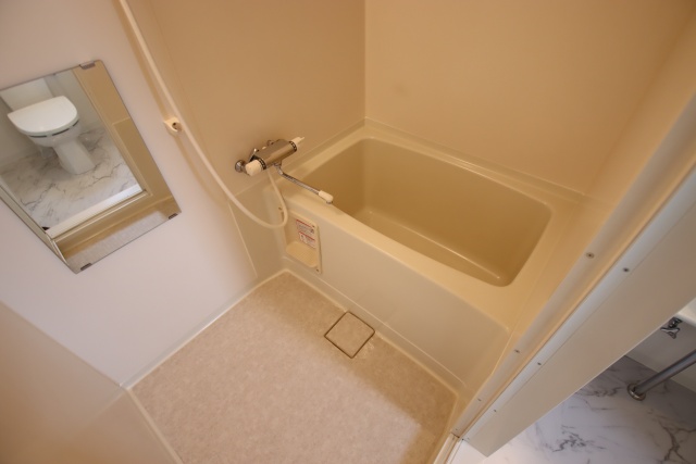 バス・シャワールーム　※別室の参考写真の為、現況優先です。