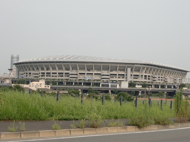 その他　横浜国際競技場まで1 200ｍ