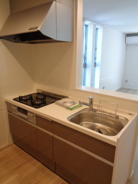 キッチン　お料理もはかどる３口グリル付きシステムＫ