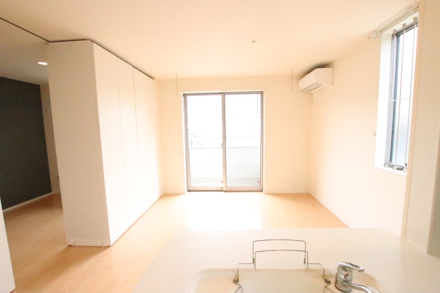 居室・リビング　（照明は設備ではありません）