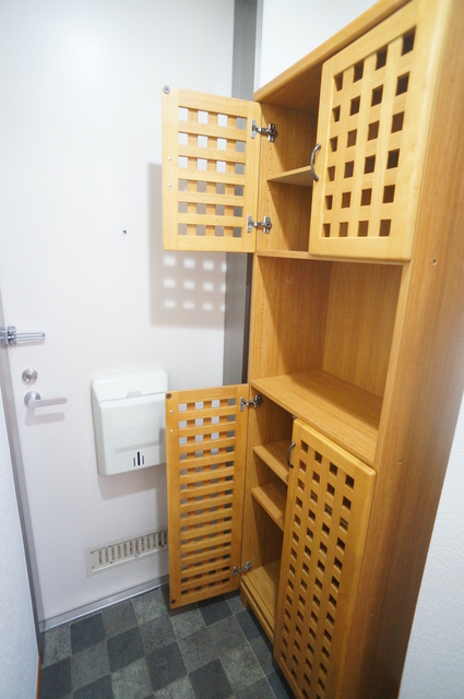 玄関　下駄箱付なので、玄関はいつでもスッキリ片付きますね☆