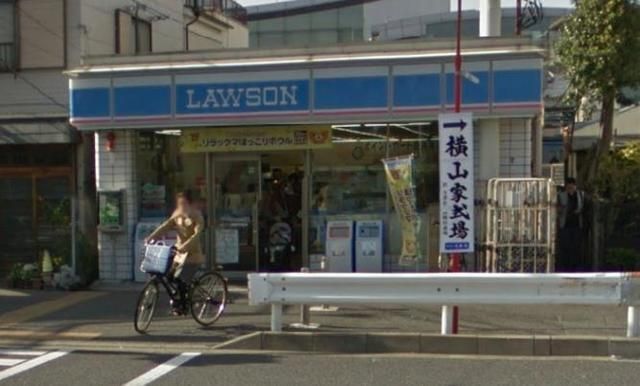 コンビニ　★★ローソン（コンビニ）まで240m