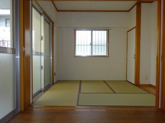 居室・リビング　アメニティＫ（Ｊ）★那覇市天久エリア