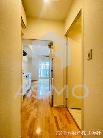 玄関　※同物件　別間取り　参考写真