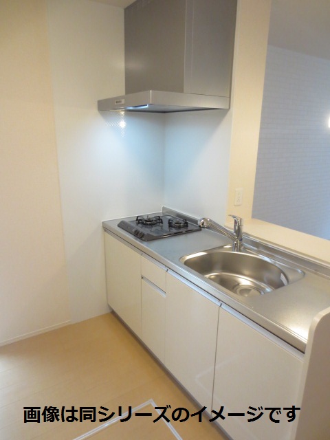 キッチン　内装は参考写真です。