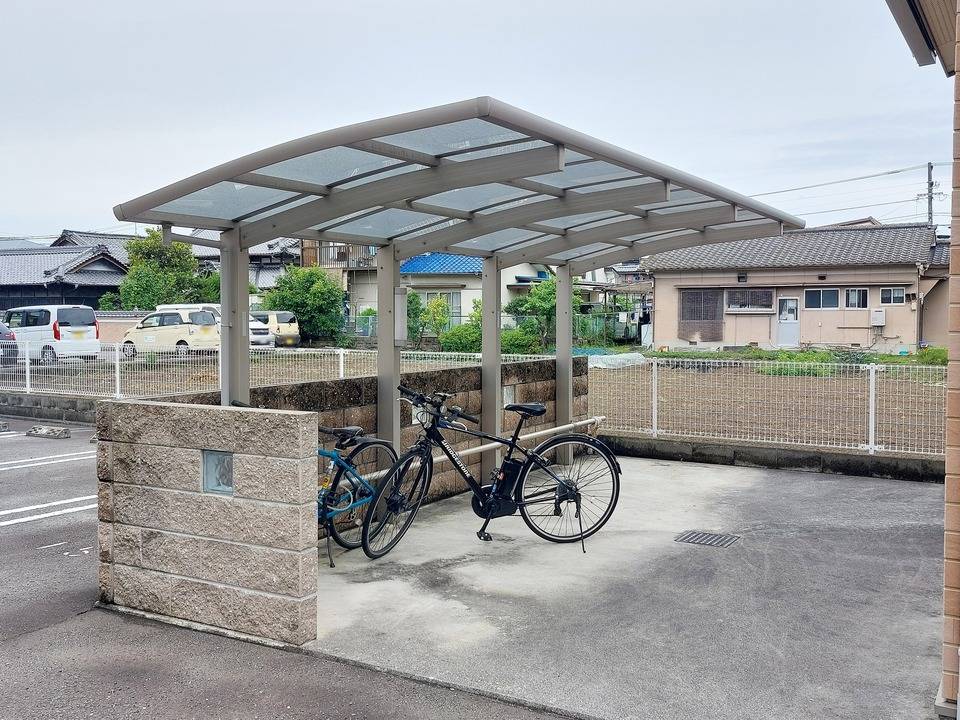 駐車場　駐輪場