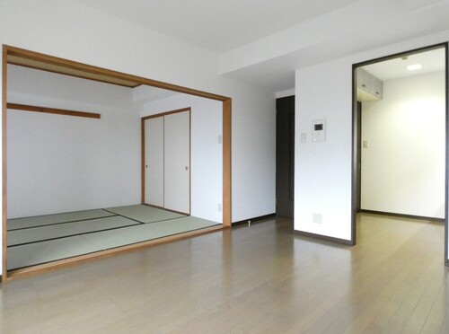 居室・リビング　リビング・ダイニング・キッチン（約１１.０畳　内装工事前）