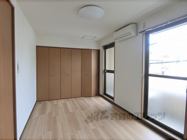 居室・リビング　洋室