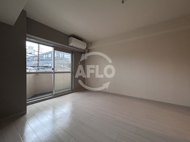 居室・リビング　ライブステーション江坂　リビング