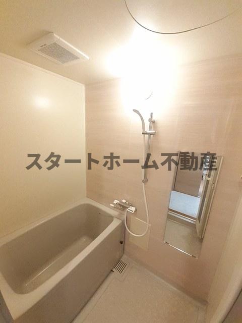 バス・シャワールーム　ゆったり過ごせるお風呂です