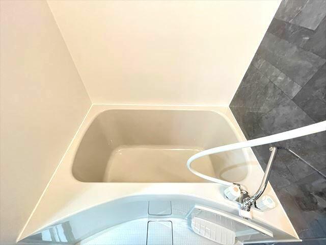 バス・シャワールーム　?