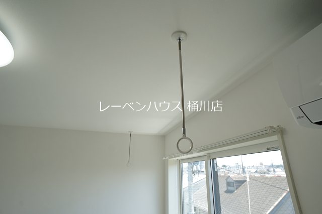 バルコニー　レーベンハウス桶川店へ　048-787-5511