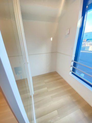 バルコニー　※同タイプの写真となります。