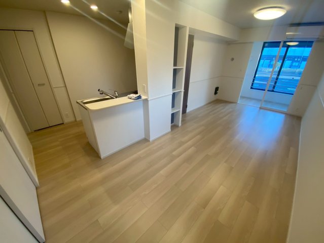 居室・リビング　※同タイプの写真となります。