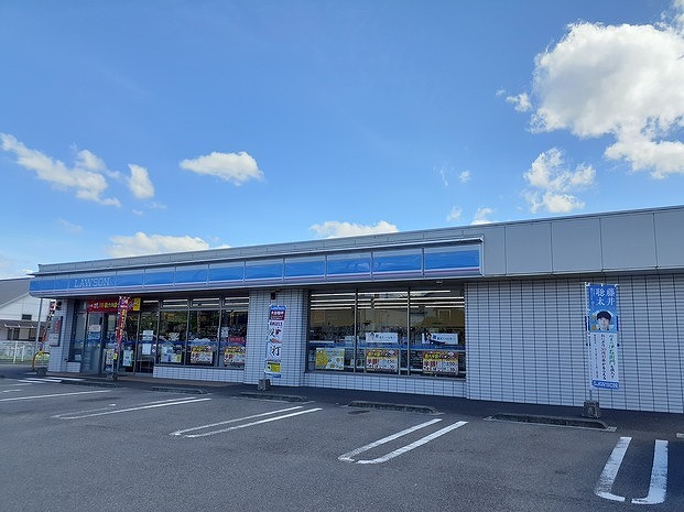 コンビニ　ローソン平井店（コンビニ）まで260m
