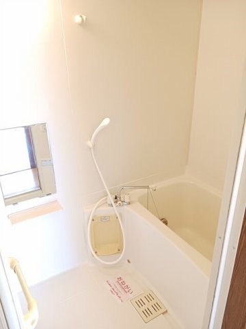 バス・シャワールーム　日々の疲れを癒すお風呂付です
