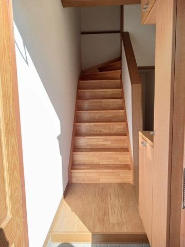 玄関　明るい玄関です