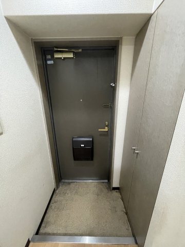 玄関　明るい玄関です