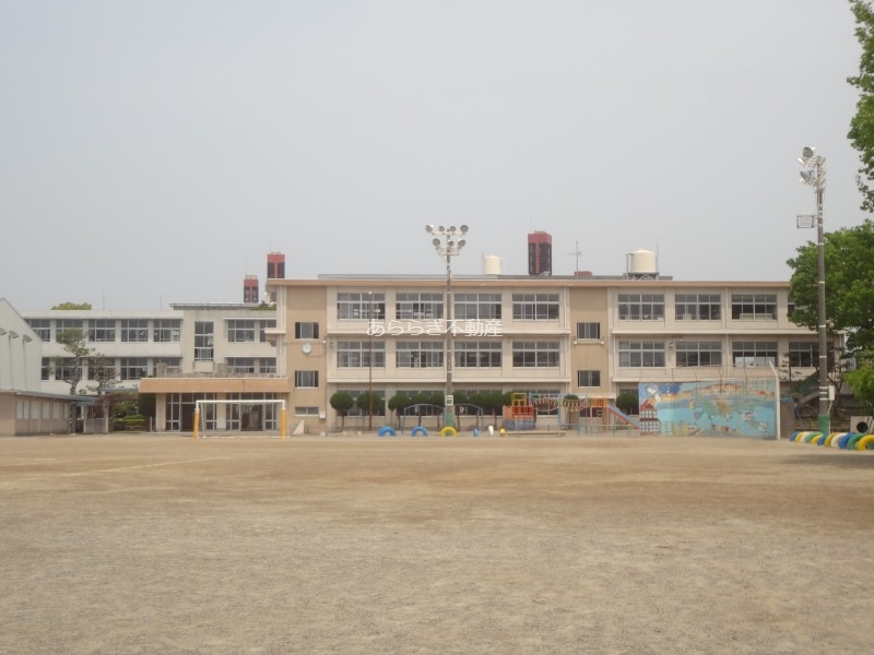 小学校　浜松市立竜禅寺小学校（小学校）まで833m