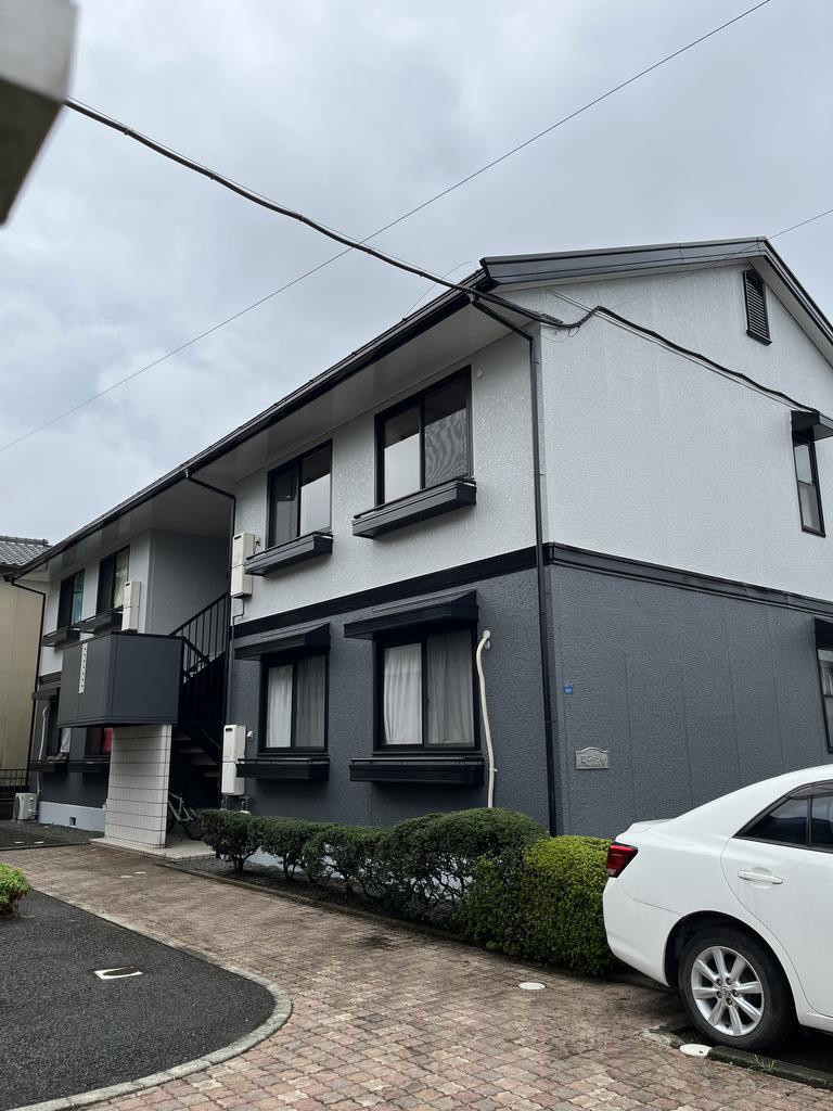 建物外観　外壁塗装で綺麗になりました♪