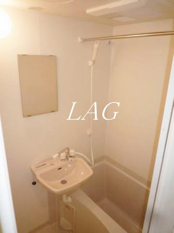 バス・シャワールーム　お風呂です。