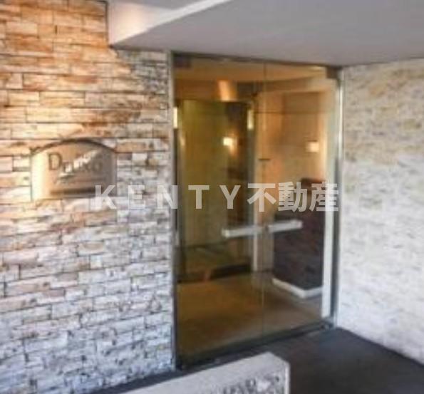 エントランス　ゆとりのあるエントランスです