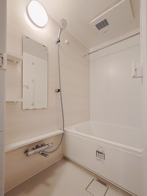 バス・シャワールーム　※写真は同タイプ住戸です。