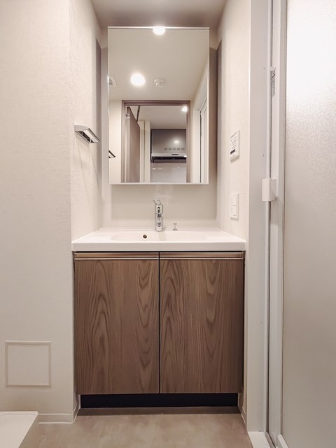 洗面設備　※写真は同タイプ住戸です。